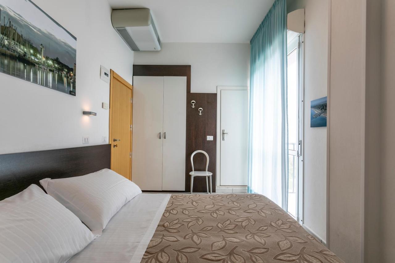Hotel Baya - In Centro, Sul Mare Milano Marittima Esterno foto