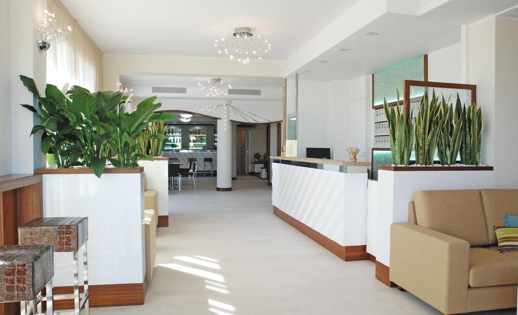 Hotel Baya - In Centro, Sul Mare Milano Marittima Esterno foto