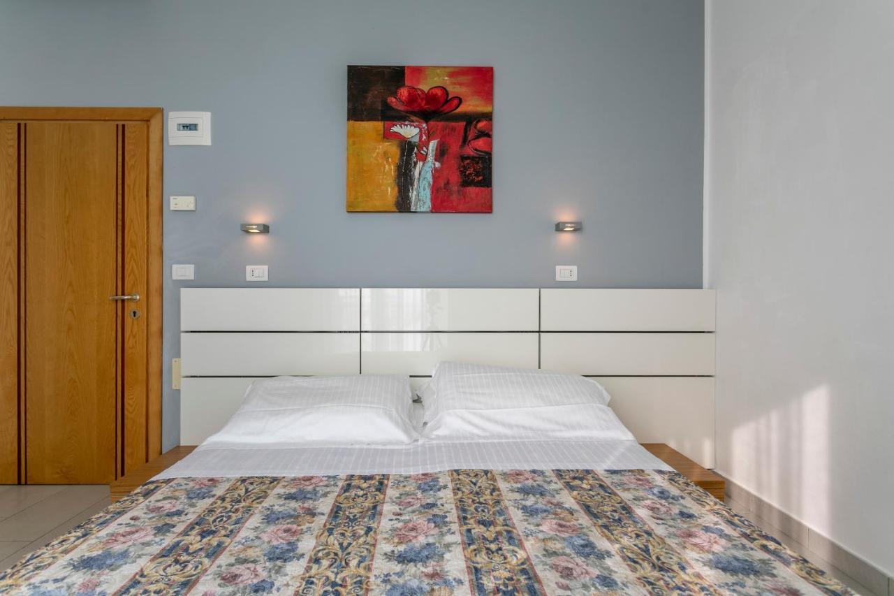 Hotel Baya - In Centro, Sul Mare Milano Marittima Esterno foto
