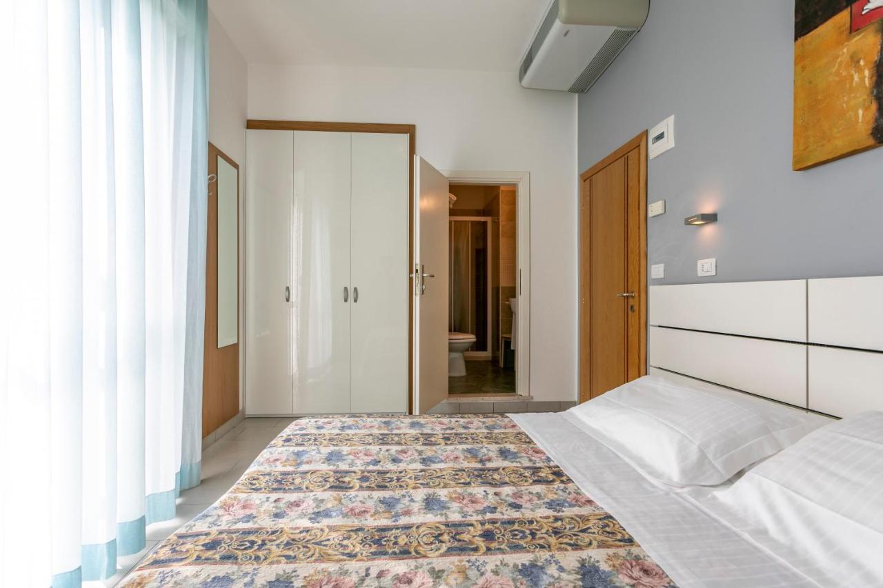 Hotel Baya - In Centro, Sul Mare Milano Marittima Esterno foto