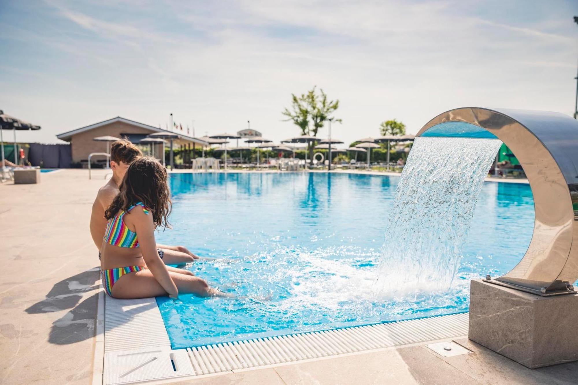 Hotel Baya - In Centro, Sul Mare Milano Marittima Esterno foto