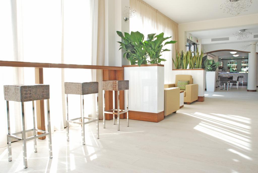 Hotel Baya - In Centro, Sul Mare Milano Marittima Esterno foto
